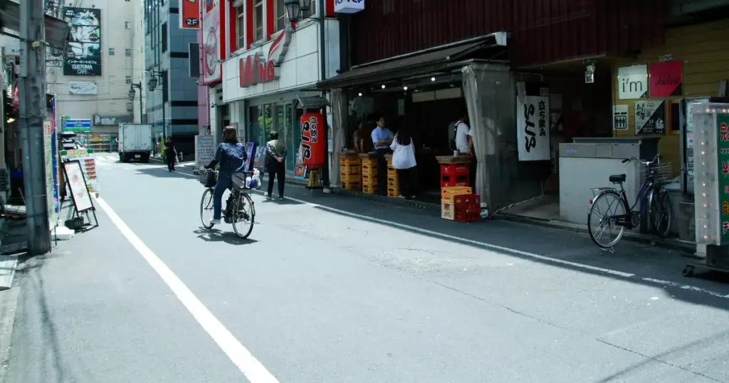 赤羽老舗立ち飲み居酒屋街（いこい通り）